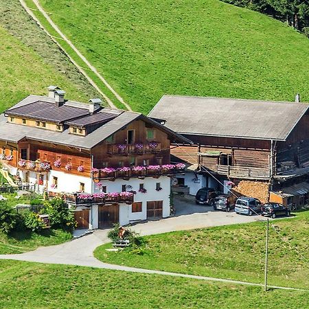 Naschthof Apartment Dobbiaco Exterior foto